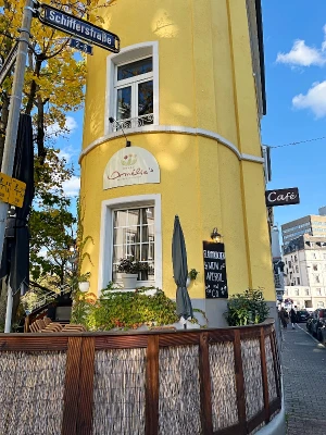 The prettiest cafes in Frankfurt - Amelie's Wohnzimmer