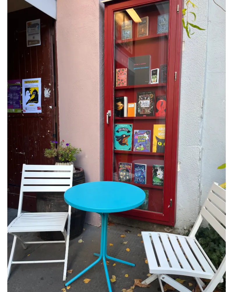 Lese Cafe-Frankfurt is one of the Work Cafés in Frankfurt and ideal for working. 