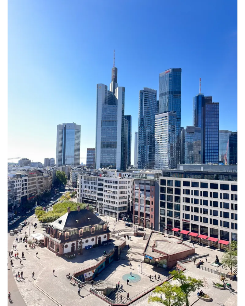 Hauptwache in Frankfurt city center, a main transport hub and starting point for Frankfurt layover